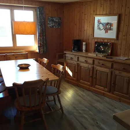 Grosses Haus Fuer Familienferien In Region Lenzerheide