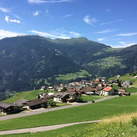 公寓 Grosses Haus Fuer Familienferien In Region Lenzerheide *