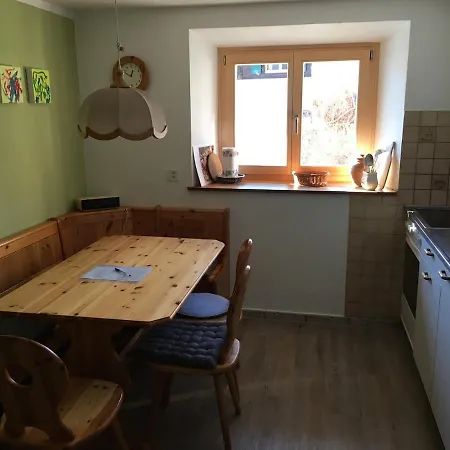 Appartement Grosses Haus Fuer Familienferien In Region Lenzerheide